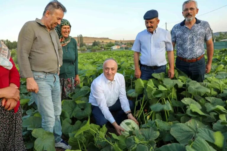 ciftcilerle bulusma kizilinlere onemli ziyaret rBzNWID9