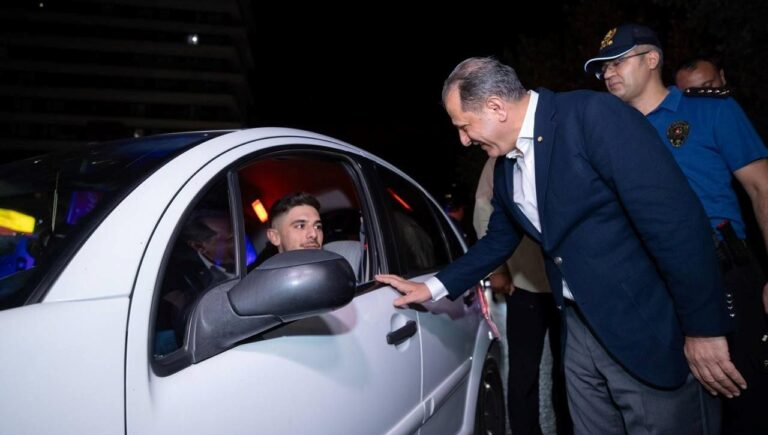 istanbulda asayis uygulamasi 677 gozalti SybJM9qc