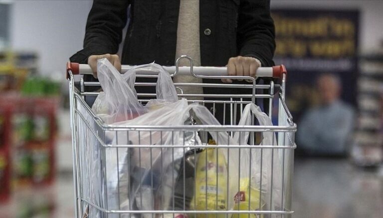 plastik poset yerine kagit ve bez canta satan zincir marketlere yaptirim TJqeLtAc