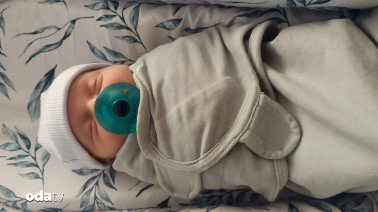 tarihe gecen bebek 31 yasinda dogdu O6lj7h5K