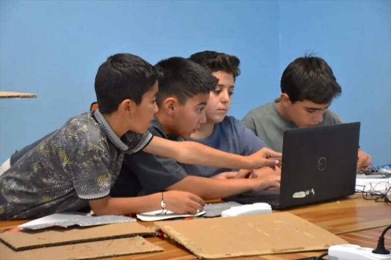 vanda deneyap yaz okulu acildi TqjhWaS3