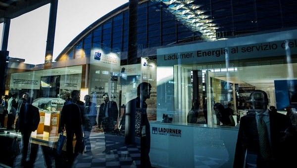 israile bir yasak daha italyadaki buyuk turizm fuarindan men edildi AdPseLtX