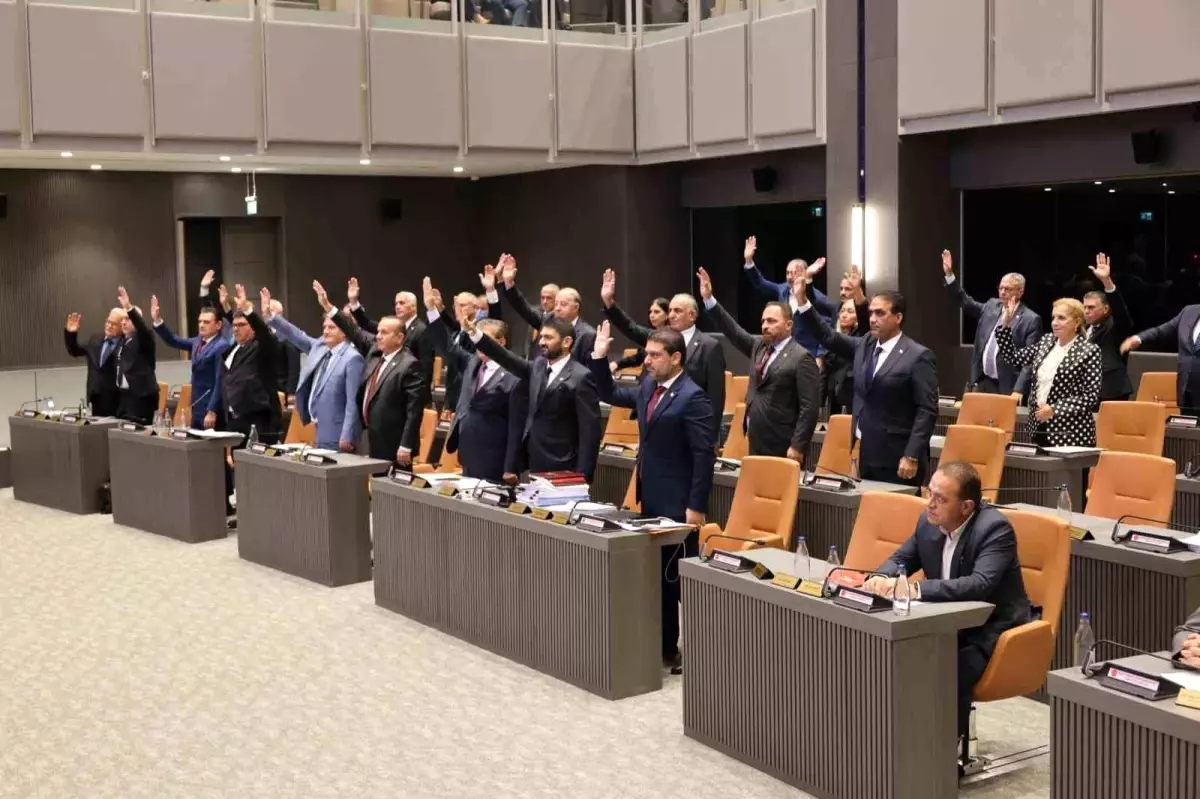 kktc meclisinde kibris sorununa iki devletli cozum konusunda karar onerisi oy cokluguyla kabul edildi u5UAt4nD.jpg