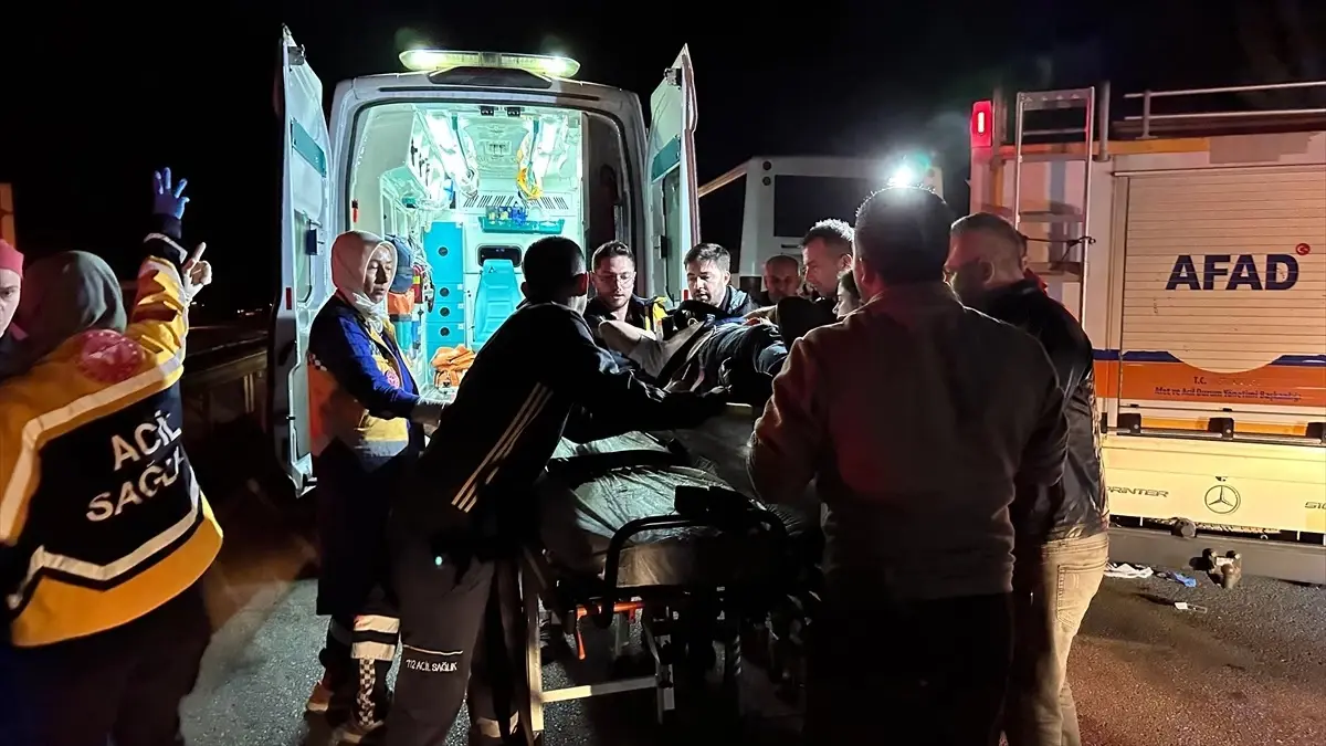 sinopta otobus kazasi 13 yarali cjYv7Ywj.jpg