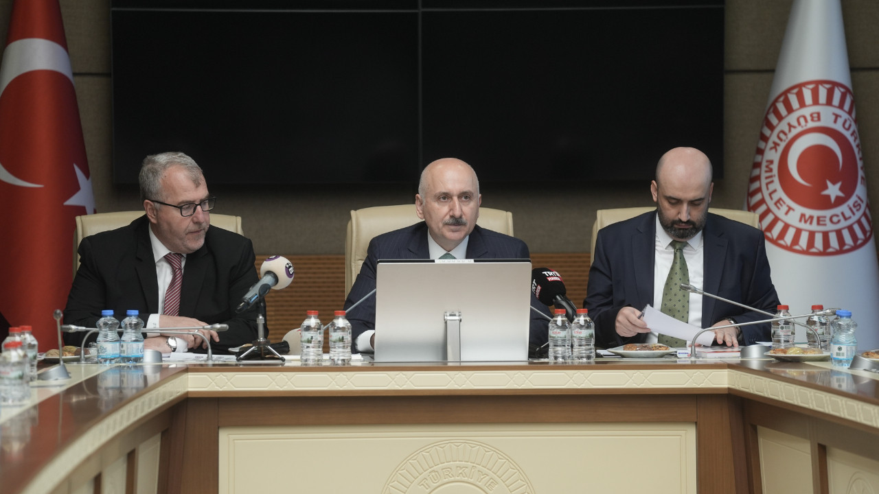 turizm ve vakiflar duzenlemesi komisyonda 3Weg4MpU.jpg