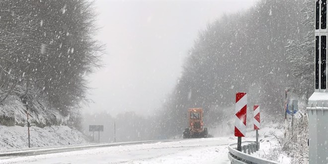 uzman isim tarih verdi istanbula kar geliyor RNfDq8ea.jpg