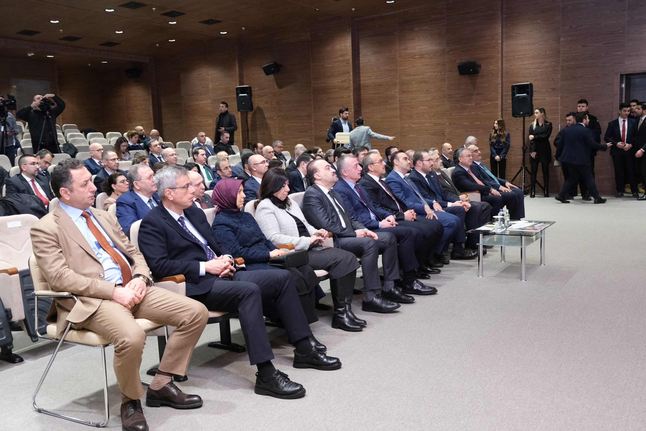 7. TÜSAP ZİRVESİ’NDE SAĞLIKTA MİLLİ TEKNOLOJİ VİZYONU DEĞERLENDİRİLDİ