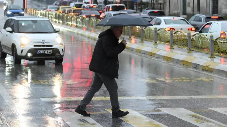 meteoroloji-acikladi-27-nisan-2026-hava-durumu-raporu-bugun-hava-nasil-olacak-CyuKsRic