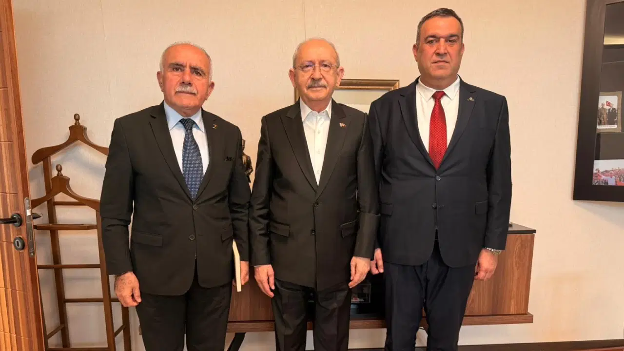 Kemal Kılıçdaroğlu’ndan Önemli Adım: Gürsel Tekin’in Ekibiyle Bir Araya Geldi