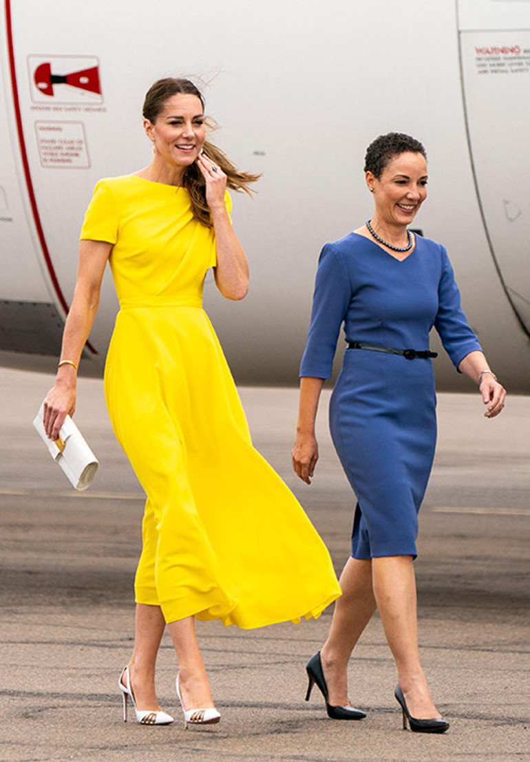 Kraliyet Elbisesiyle Dikkat Çeken Kate Middleton’un Zorlu Anları